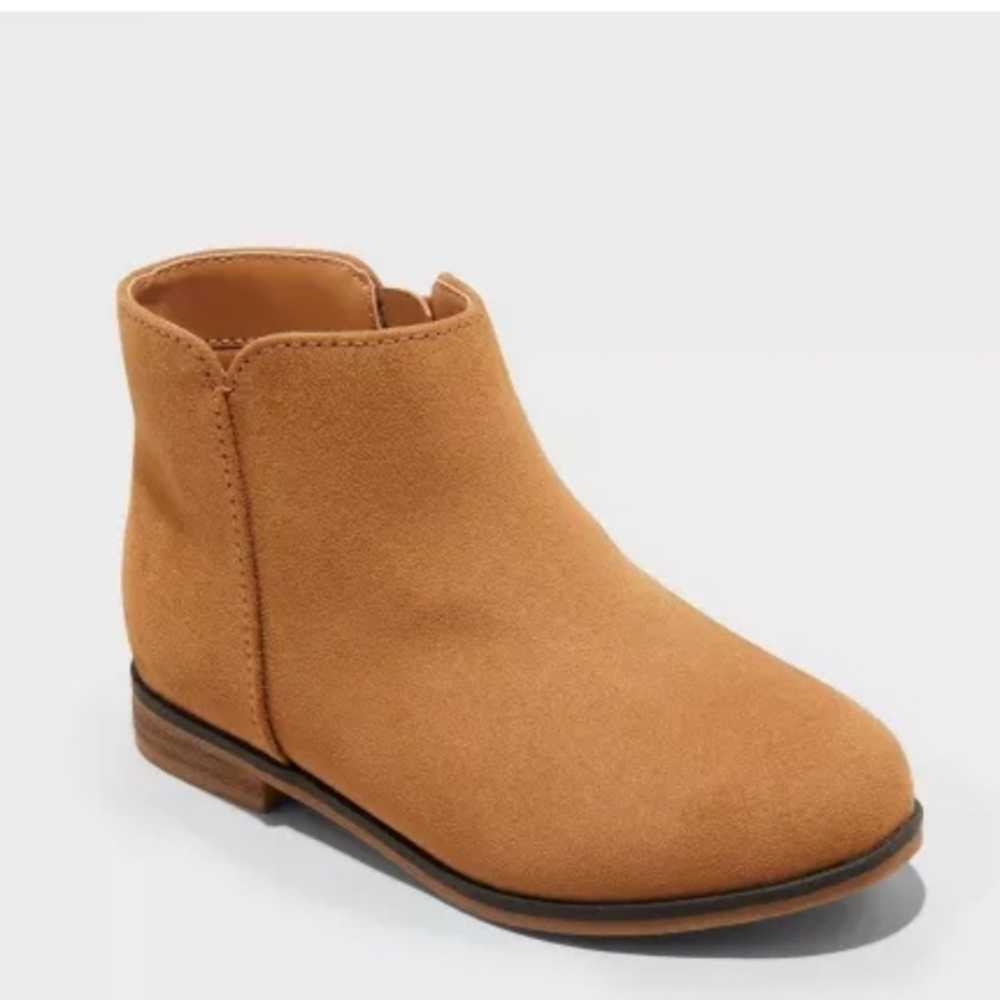 NWOT Cat & Jack Penelope Cognac Brown Boots Baby Toddler Booties